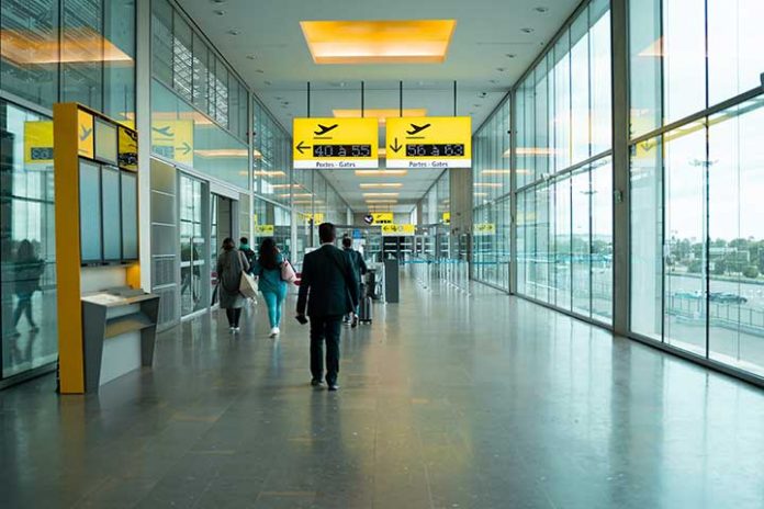 3-Ways-Airport-Digital-Signage-Can-Be-Useful-During-An-Emergency